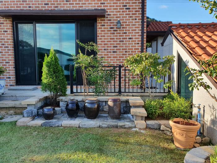 235149625_0QqMSPUW_93ceeb83ea14ca1fbbe876497c72f58e7e1043b2.jpg 이미지크게보기