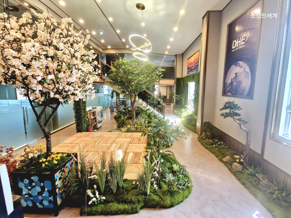 235149625_CeT4OGwl_2883e938f7c44a6156292f0b970aa544a1c77bee.jpg 이미지크게보기