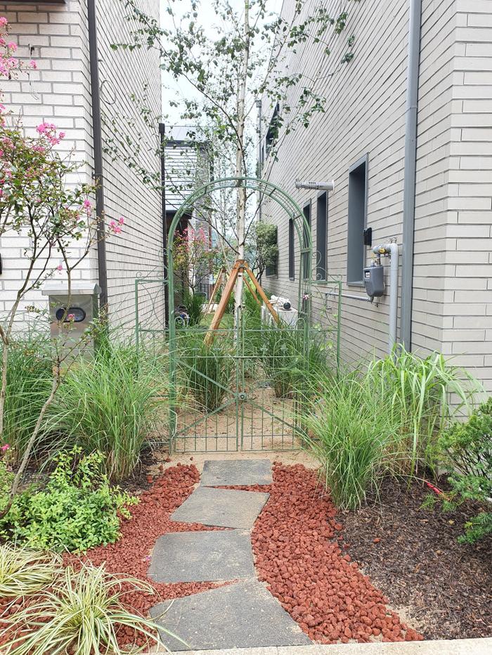 235149625_I4Qd2VBq_e30d7ed266746885d3b9bab0e4a433eecb67c1ed.jpg 이미지크게보기