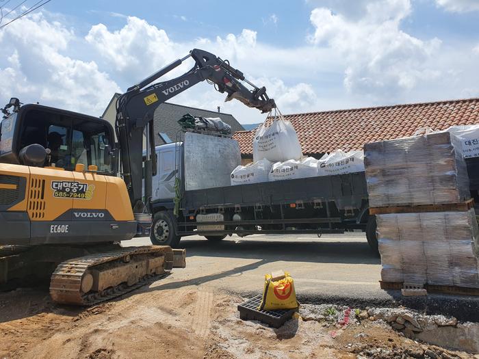 235149625_LqV9UsZ6_72485ec8585cea538d698a8b898c9e55f3d7cf8a.jpg 이미지크게보기