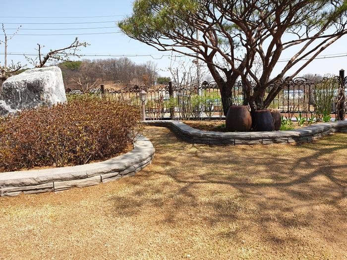 235149625_OQGEblsc_6c8ca2916cd549905e05eeec55f98c579027a671.jpg 이미지크게보기