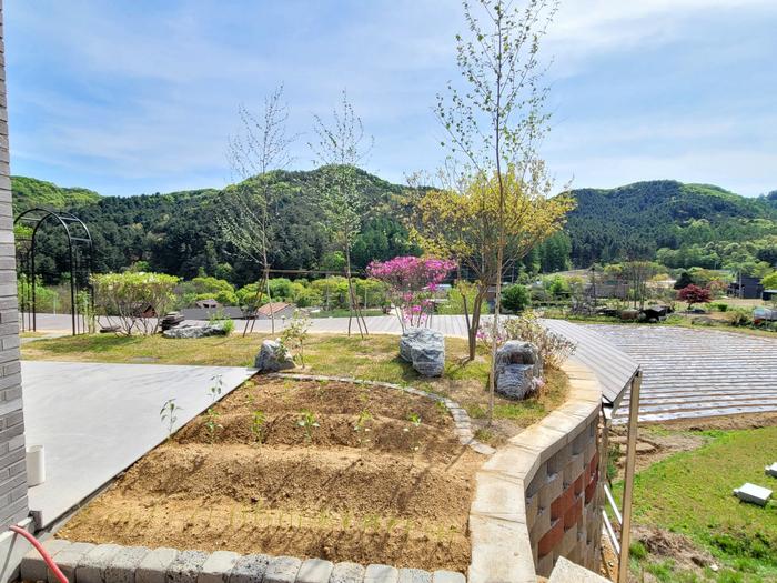 235149625_P6vAYiN1_f49efa600f5129f48c782dfd1200f8c20226f71f.jpg 이미지크게보기