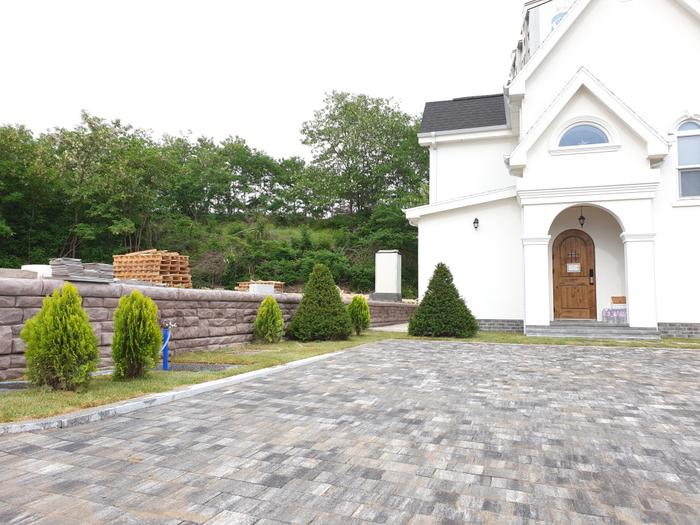 235149625_TlhdaMuF_13a6d3674fd690210b38d10663417f997a05b54a.jpg 이미지크게보기