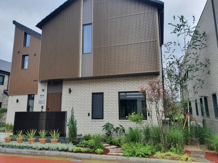 235149625_eTckH74E_1ec800ca18b511672626bdcf769d841817f248f4.jpg 이미지크게보기