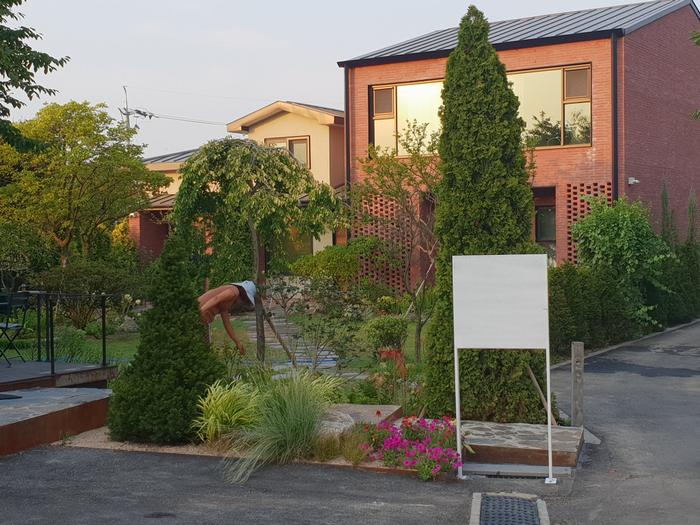 235149625_nGzPoeyl_9c985b9acac3bae4ed106ea7a54fa98419e05d6c.jpg 이미지크게보기