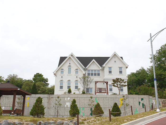 235149625_qBfbDO2J_1325b3f6a65359f4b47e4ff850da37f5e0a11205.jpg 이미지크게보기