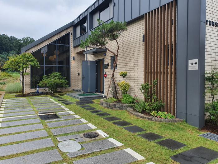 235149625_rzlT4BHJ_17927c5454232c60591a90d34c4905f17f530303.jpg 이미지크게보기